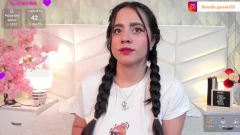 Snapshot of dulce_hiil_ chatting on December 30, 1:26 am Monday 5-2 am From Tuesday to Friday5-1 am Colombia time online show from December 30, 1:26 am