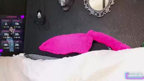 DULCE LF online show from March 6, 5:57 am