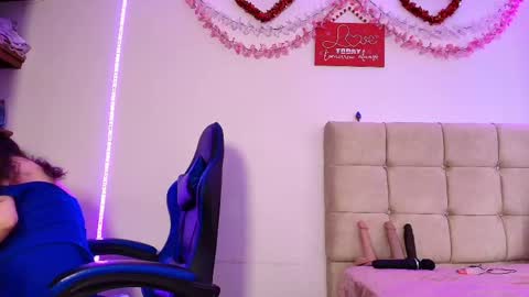 Dulce Maria online show from April 23, 12:01 pm