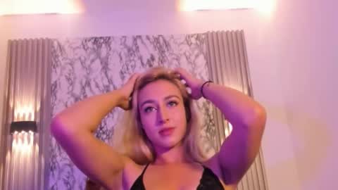 dulcinea 2 online show from October 15, 7:27 pm