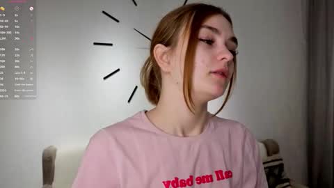 Jess online show from April 22, 4:31 am