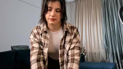 Emma 18yo online show from March 11, 7:24 am