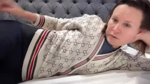 Snapshot of eatmypie69 chatting on October 19, 8:00 pm Nadia Ferreira online show from October 19, 8:00 pm