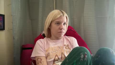 americnbarbie online show from December 22, 5:38 pm