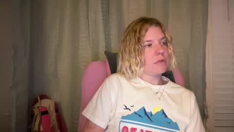 americnbarbie online show from April 16, 1:50 am