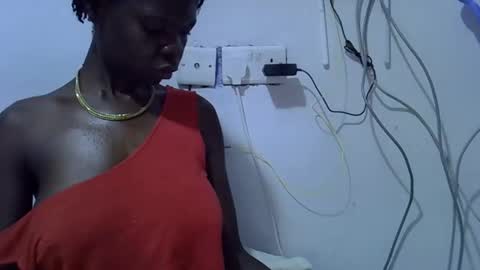 Ebony babey online show from April 18, 7:07 pm