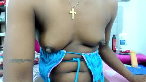 Snapshot of ebony_hot_sex1 chatting on September 24, 1:32 pm linda online show from September 24, 1:32 pm