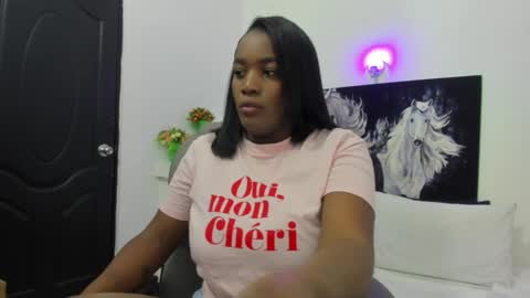 Snapshot of ebony_katterin chatting on January 25, 7:05 pm ebony_katterin online show from January 25, 7:05 pm