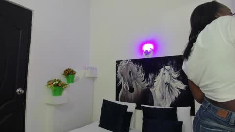 Snapshot of ebony_katterin chatting on January 26, 2:30 pm ebony_katterin online show from January 26, 2:30 pm
