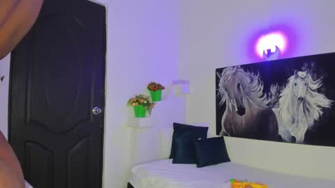 Snapshot of ebony_katterin chatting on December 31, 3:31 pm ebony_katterin online show from December 31, 3:31 pm
