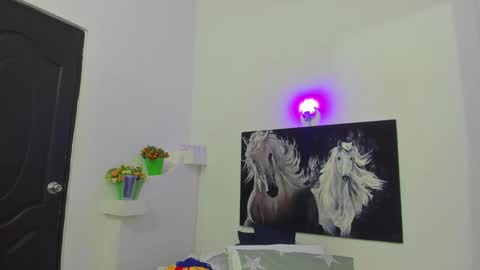 Snapshot of ebony_katterin chatting on January 10, 7:21 pm ebony_katterin online show from January 10, 7:21 pm