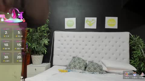Snapshot of ebony_katterin chatting on September 24, 10:58 am ebony_katterin online show from September 24, 10:58 am