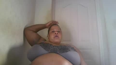 Snapshot of ebony_magixs chatting on September 28, 3:24 am ebony_magixs online show from September 28, 3:24 am