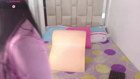 Emma online show from April 29, 7:08 pm