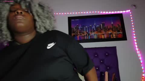 LINA  online show from April 28, 3:10 am