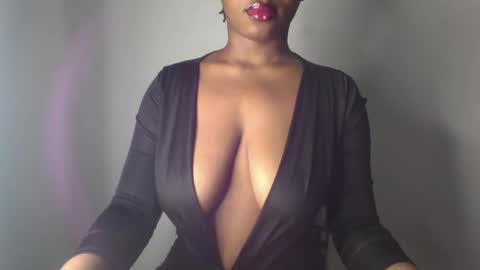 delilah online show from December 21, 6:09 am