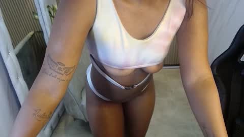 Snapshot of ebony_rose_tf chatting on October 10, 10:14 pm ebony_rose_tf online show from October 10, 10:14 pm