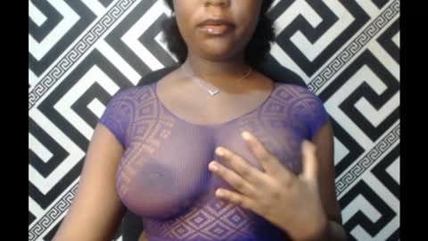 Snapshot of ebony_sexy_queen chatting on February 24, 8:25 am Racheal online show from February 24, 8:25 am