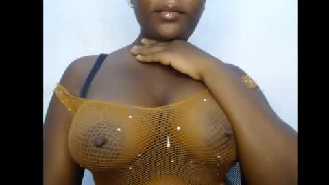 Snapshot of ebony_sexy_queen chatting on October 18, 6:27 am Racheal online show from October 18, 6:27 am
