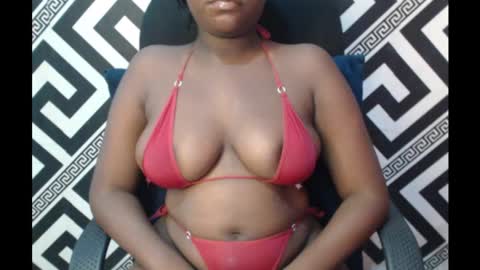 Snapshot of ebony_sexy_queen chatting on March 8, 6:46 pm Racheal online show from March 8, 6:46 pm