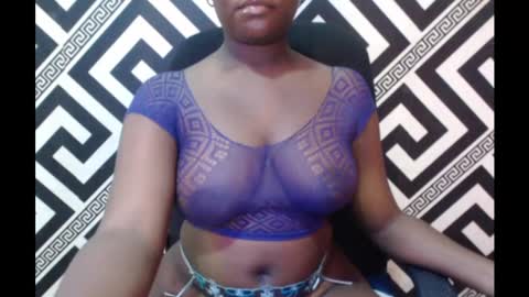 Snapshot of ebony_sexy_queen chatting on March 5, 7:17 pm Racheal online show from March 5, 7:17 pm