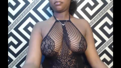 Snapshot of ebony_sexy_queen chatting on February 21, 8:17 am Racheal online show from February 21, 8:17 am