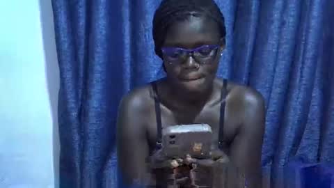 Snapshot of ebonybloom01 chatting on September 16, 7:38 am ebonybloom01 online show from September 16, 7:38 am