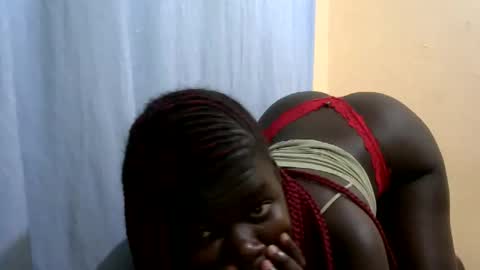Snapshot of ebonybloom01 chatting on October 17, 2:09 pm ebonybloom01 online show from October 17, 2:09 pm