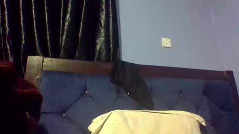 Snapshot of ebonybloom01 chatting on March 12, 12:10 am ebonybloom01 online show from March 12, 12:10 am