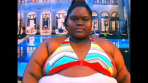 ebonyhotbuns4u2luv online show from April 20, 5:10 am