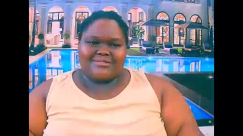 ebonyhotbuns4u2luv online show from January 6, 5:33 am