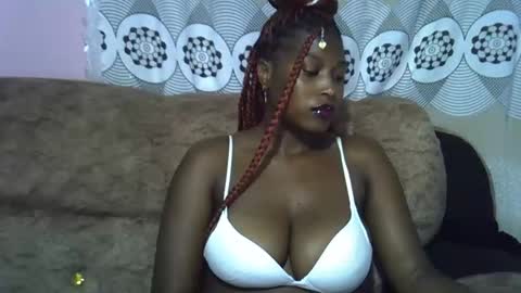 pretty online show from March 28, 10:04 am