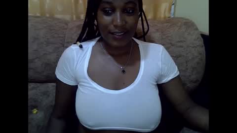 pretty online show from June 5, 12:33 pm