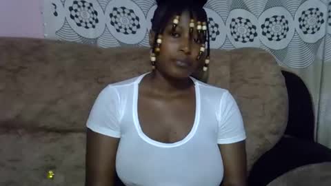 pretty online show from April 23, 10:12 am