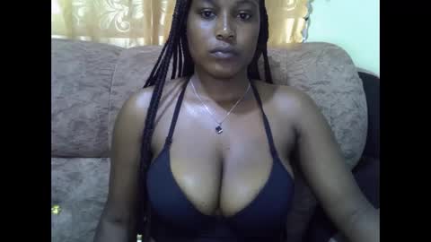 pretty online show from June 3, 7:41 pm