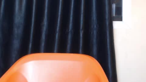 ebonyxxbae online show from April 25, 2:14 am