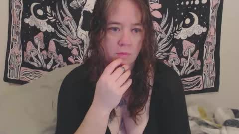 Weird Echo online show from February 1, 2:21 am