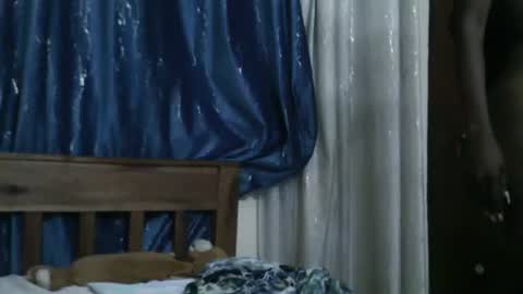 edakiss online show from December 15, 1:22 am