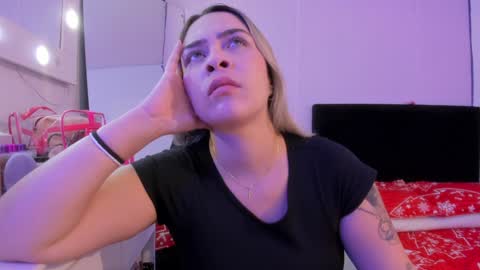 Snapshot of eden_paradise_ chatting on December 14, 3:36 pm BYANCA online show from December 14, 3:36 pm
