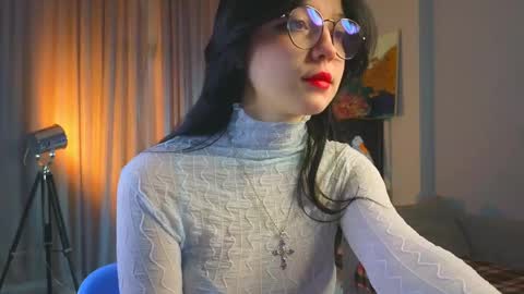 Snapshot of edithbrucker chatting on March 6, 3:02 am Im Sally  Im new here   lets meet online show from March 6, 3:02 am
