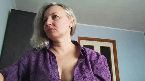 edithmanning online show from March 19, 7:45 am