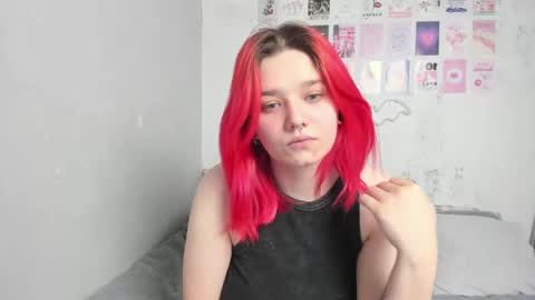 Snapshot of edna_dana chatting on January 27, 6:52 pm Edna online show from January 27, 6:52 pm