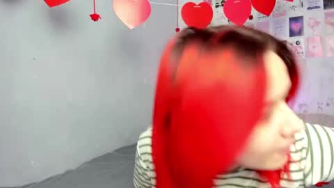 Snapshot of edna_dana chatting on March 4, 6:18 pm Edna online show from March 4, 6:18 pm