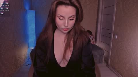 Snapshot of eesmaaarr chatting on September 11, 10:54 pm eesmaaarr online show from September 11, 10:54 pm
