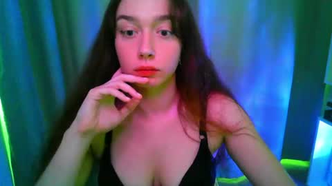 effie_balconii online show from June 26, 3:02 pm