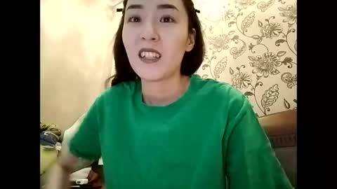 Effy online show from March 1, 4:50 pm