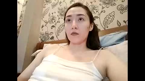 Effy online show from April 22, 5:10 pm