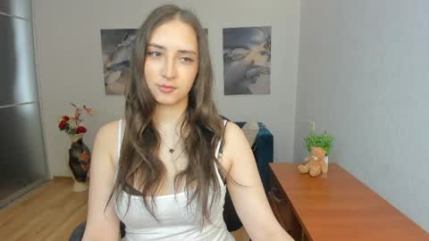 Effy Royse online show from April 17, 5:42 am