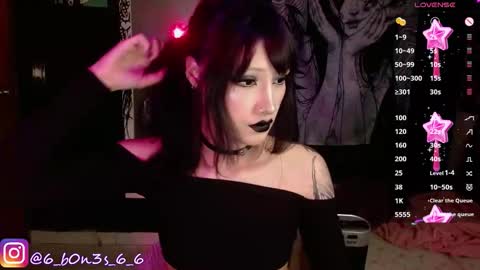    online show from November 15, 7:48 pm