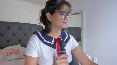 Snapshot of effystonnem chatting on February 27, 7:37 pm E F F Y online show from February 27, 7:37 pm